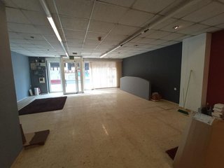 Edificio en venta en La Torre en Valencia