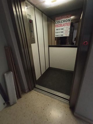 Edificio en venta en La Torre en Valencia
