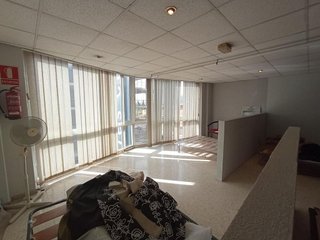Edificio en venta en La Torre en Valencia