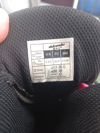 Patines en línea rosas para niña