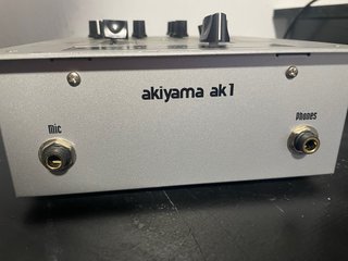 Mesa de mezclas Akiyama AK1 Plata