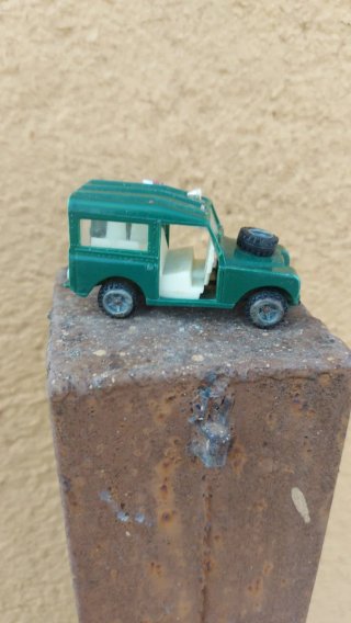 Nacoral Land Rover Verde Esc.1/43.