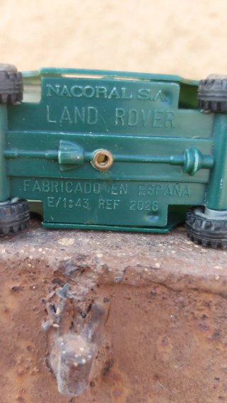 Nacoral Land Rover Verde Esc.1/43.