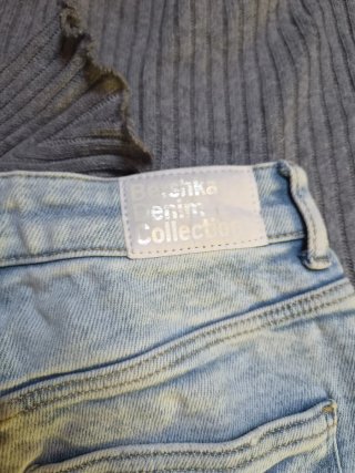 Cojunto Bershka: Vaquero Roto + Top Canalé
