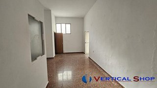 Local comercial en venta en Caudete