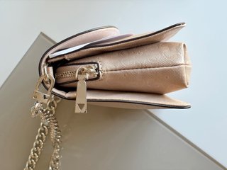 Bolso Guess Beige Cadena