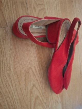 Zapatos CORINA rojos