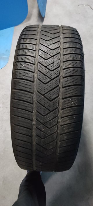 2 Neumáticos PIRELLI 255/55/19 50€ los 2