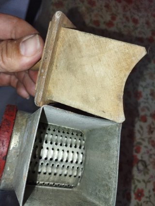 Molinillo de frutos secos