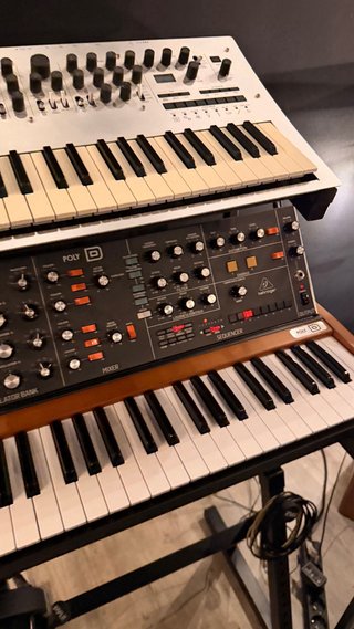 Behringer Poly D Sintetizador