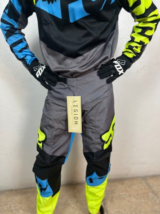 Traje Fox 180 Legion 22