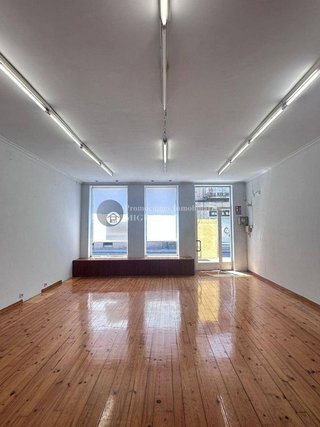 Local comercial en alquiler en Verín