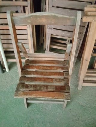 Sillas plegables de madera