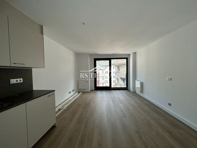 3-bedroom flat for rent in Escaldes-Engordany · 2 of 60