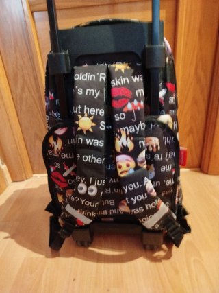 Mochila infantil con ruedas