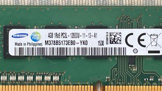 Módulos varios de memoria para PC desktop