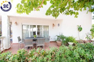 Chalet en venta en Monserrat