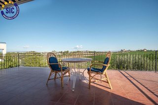 Chalet en venta en Monserrat