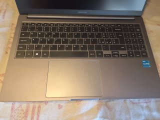 Samsung Galaxy Book 4 i3 8GB 256GB + Borsa