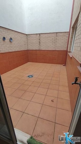 Casa adosada en venta en San Gonzalo en Linares