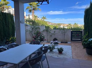 Casa adosada en venta en Cala de Finestrat en Finestrat