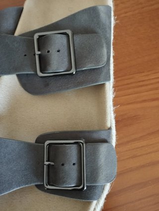 Sandalias grises talla 44