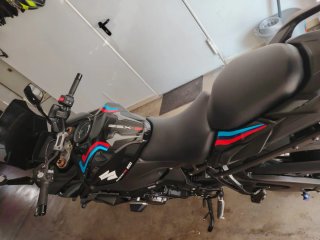 Suzuki GSX-S 1000 GT Negra