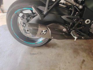 Suzuki GSX-S 1000 GT Negra