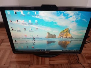 Monitor Asus 22 VGA.