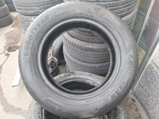215 60 R17 96H Goodyear - 1 neumático +70%