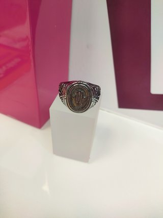 Anillo acero plateado mano fatima T29