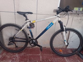 Bicicleta Btwin Rockrider