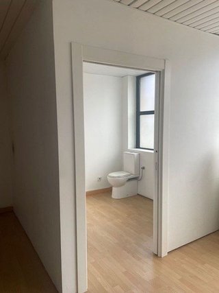 Local comercial en venta en Castilla - Hermida en Santander