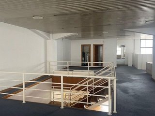 Local comercial en venta en Castilla - Hermida en Santander