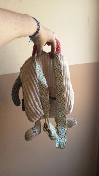 Mochila infantil perro peluche