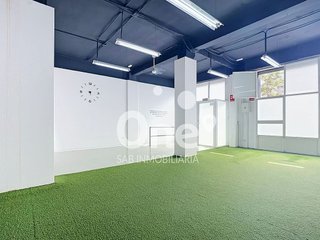 Local comercial en venta en Benicalap en Valencia