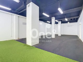 Local comercial en venta en Benicalap en Valencia