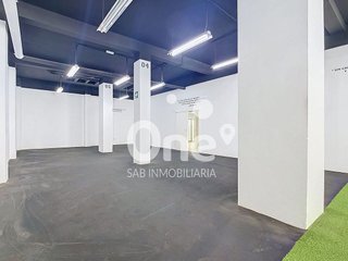 Local comercial en venta en Benicalap en Valencia