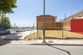 Terreno en venta en Pinos Puente