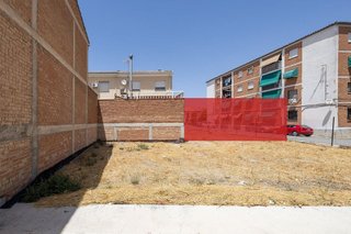 Terreno en venta en Pinos Puente