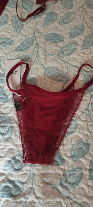 Conjunto lencería Gisela rojo granate tallaS
