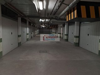 Garaje en venta en Torredonjimeno