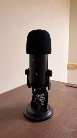 Micrófono Blue Yeti Negro Casi Nuevo