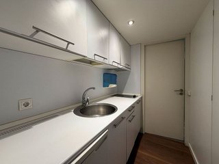 Oficina en venta en Reyes Católicos en Alcalá de Henares