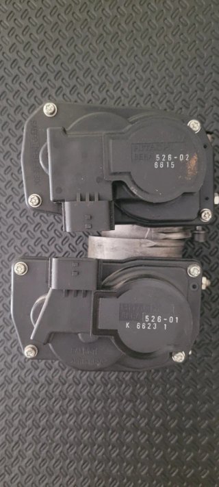 Mariposas y colector de Admisión GT-R Nissan R35