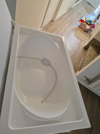 Bañera y cambiador plegable para bebé