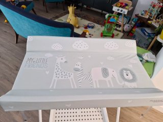 Bañera y cambiador plegable para bebé