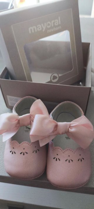 2 Pares de Zapatitos Mayoral Newborn Talla 18