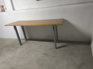 Banco de trabajo metálico