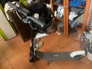 Patinete Ninebot cargador nuevo precio negociable